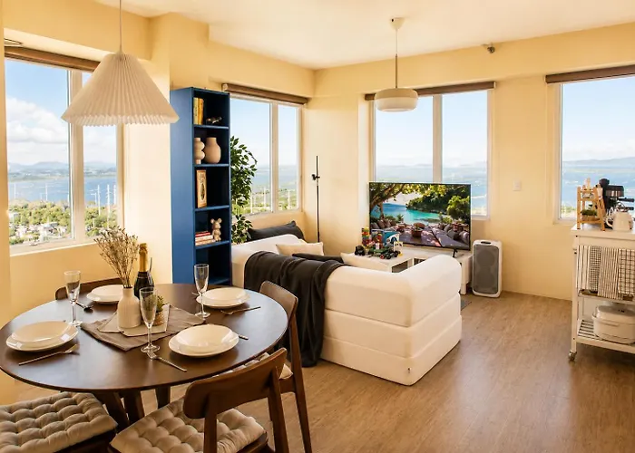 Apartamento New 360 View Penthouse Near Alabang! 2b2b W Pool! Manila