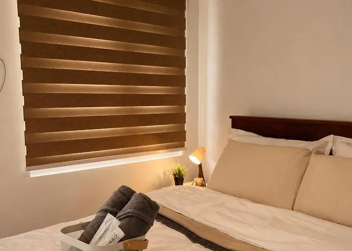 New 360 View Penthouse Near Alabang! 2b2b W Pool! * Manila