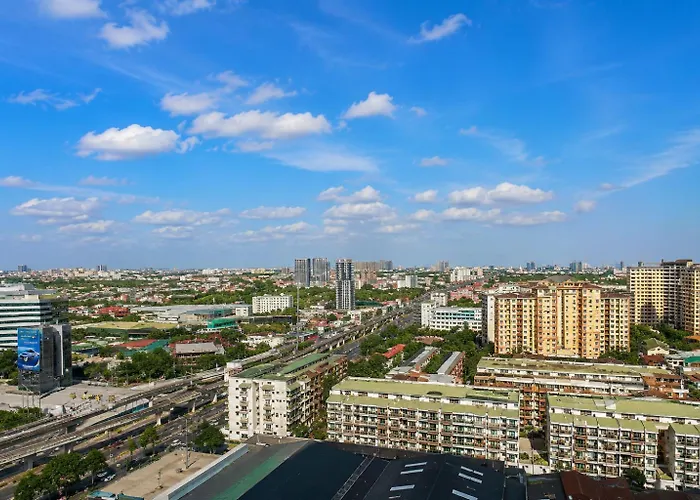 New 360 View Penthouse Near Alabang! 2b2b W Pool! * Manila
