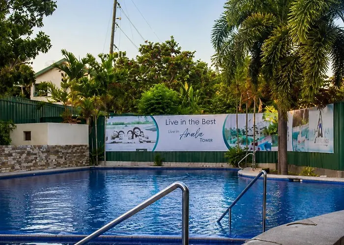 Apartamento New 360 View Penthouse Near Alabang! 2b2b W Pool! *